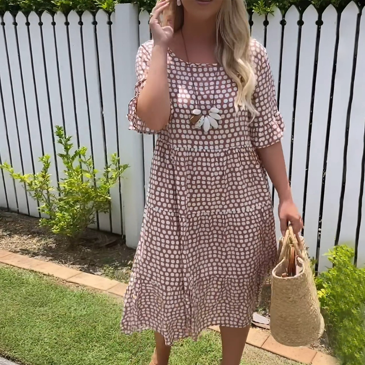 Michelle – Classic Short-Sleeve Midi Dress