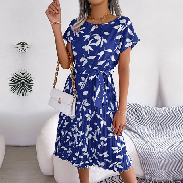 Anabelle – Feminine Floral Pleated Dress for Every Occasion