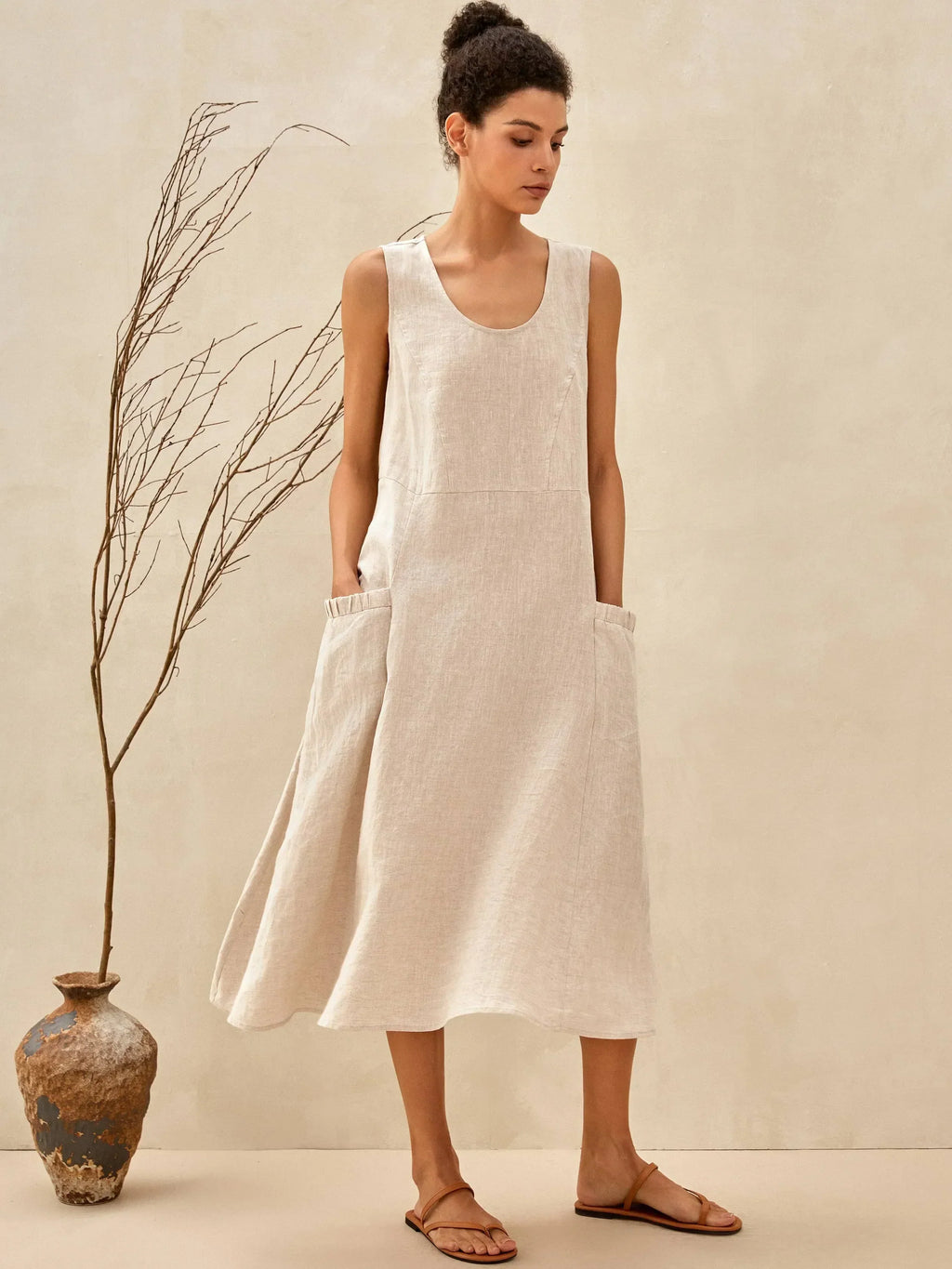 LULU – Sleek & Simple Pocket Dress