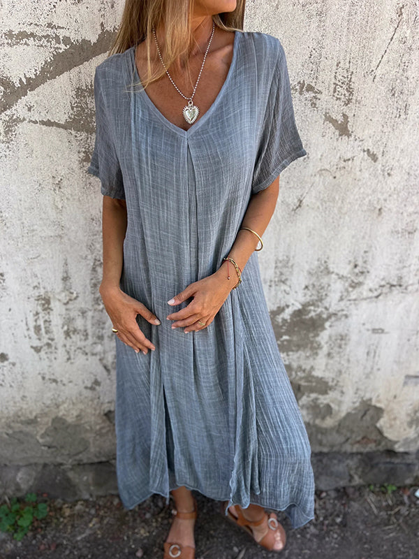 NIA – Flowing Elegance Maxi Dress