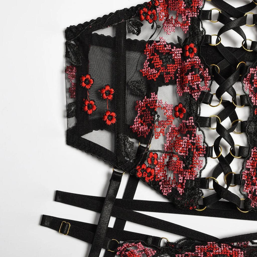 Sara | Romantic 3-Piece Lace Lingerie Set