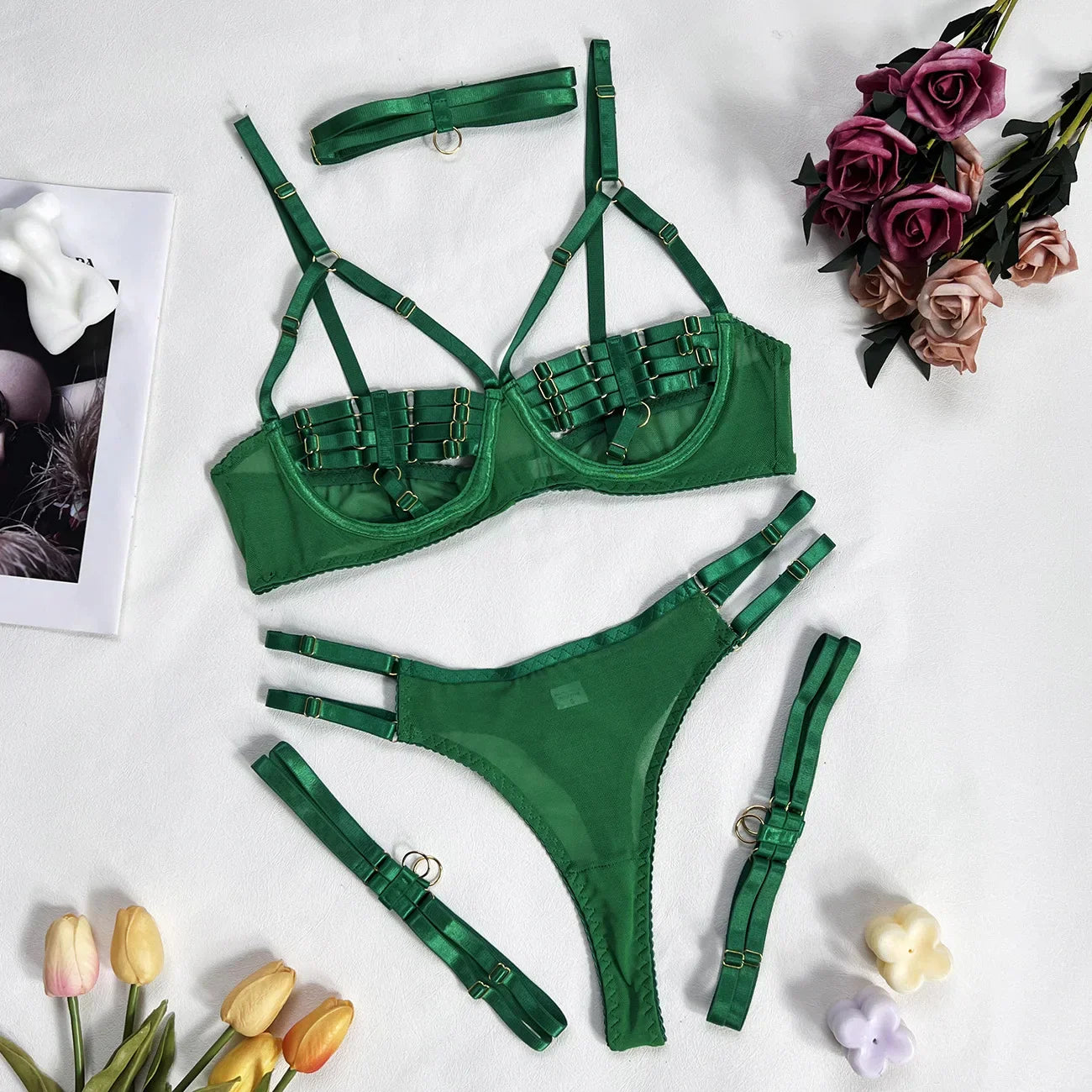 Amanda | Alluring 4-Piece Lace Lingerie Ensemble