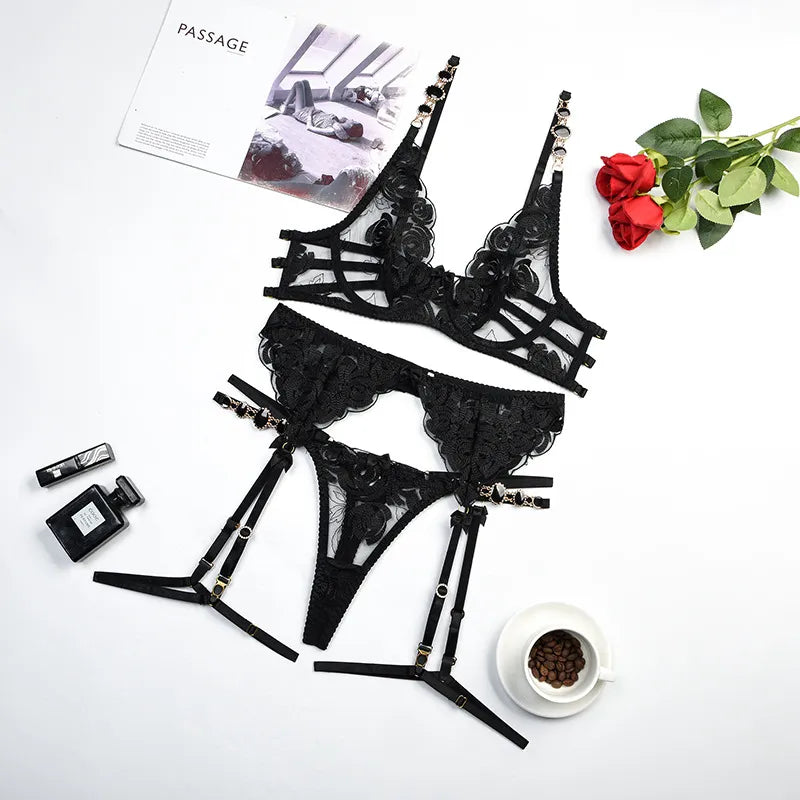 Alexa | Captivating 3-Piece Lace Lingerie Set