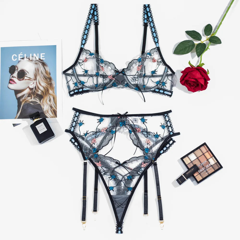 Juliette | Elegant 3-Piece French Lace Lingerie Set