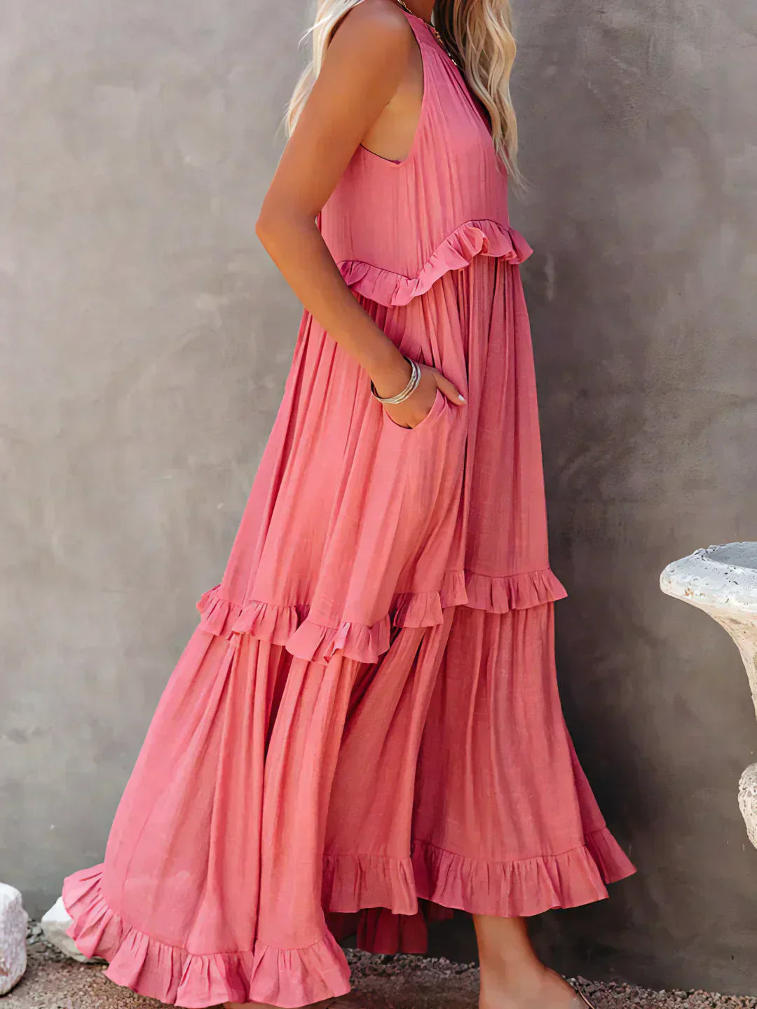 Emilia – Elegant Halter Ruffle Maxi Dress