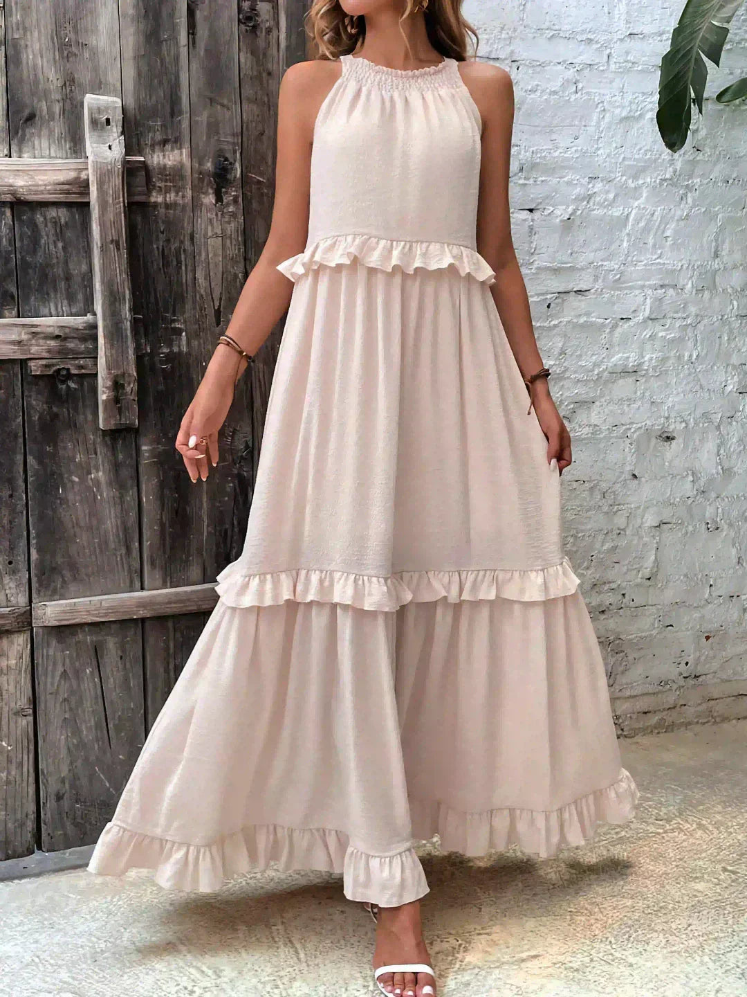 Emilia – Elegant Halter Ruffle Maxi Dress