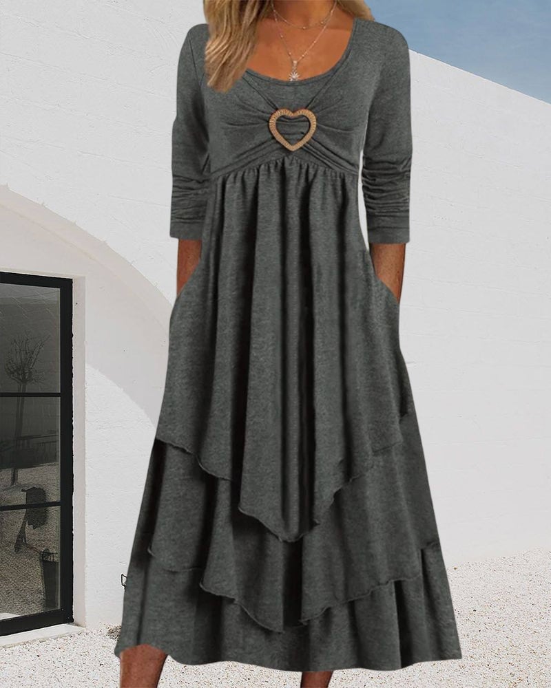 Elsa – Heart Charm Tiered Midi Dress