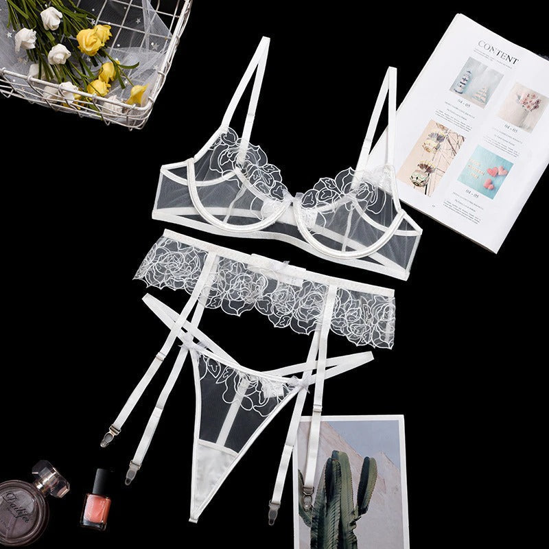 Aviva | Elegant Lace Lingerie Set